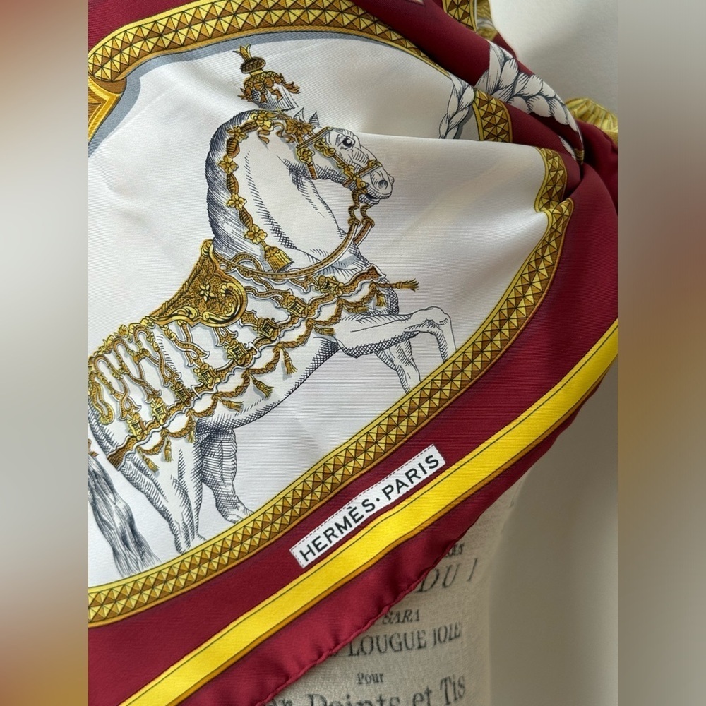 Hermès Red Gold Grand Apparat 100% Silk Scarf - Picture 13 of 16